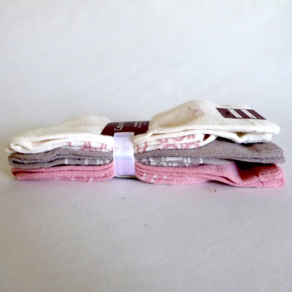 NEW CALVIN KLEIN WOMENS 3 PAIRS PACK EXTRA SOFT CREW SOCKS (ONE SIZE) - Picture 3 of 10